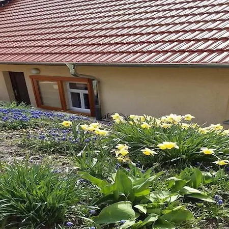 Charmantes Mit Naturgarten, Cleaning Included