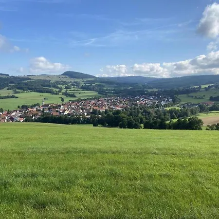 Charmantes Mit Naturgarten, Cleaning Included Casa vacanze *