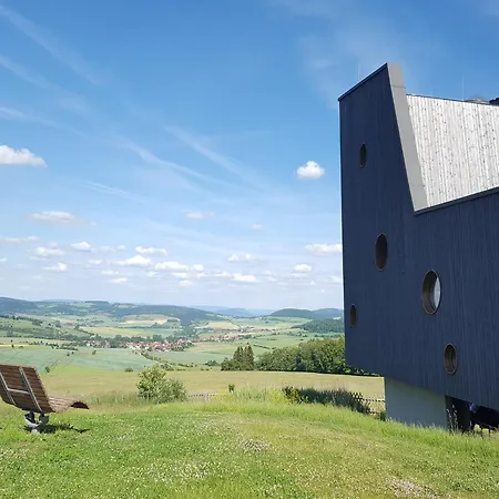 Casa vacanze Charmantes Mit Naturgarten, Cleaning Included *