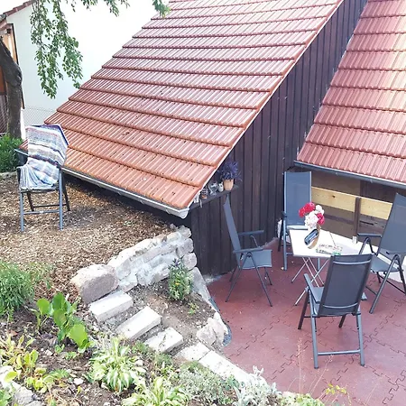 Charmantes Mit Naturgarten, Cleaning Included Casa vacanze